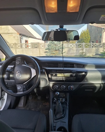 Toyota Corolla cena 40500 przebieg: 187500, rok produkcji 2016 z Śrem małe 56